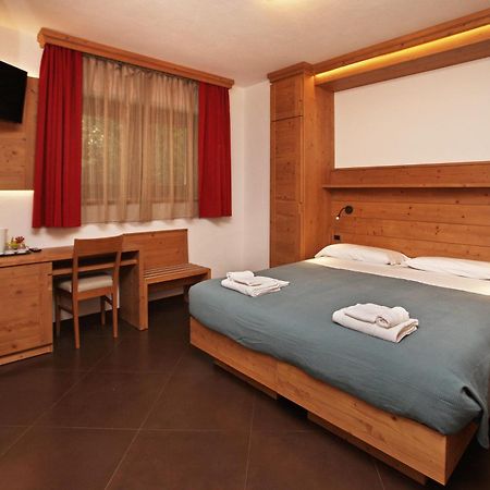 Chalet Allemand Sauze D'Oulx Exterior foto