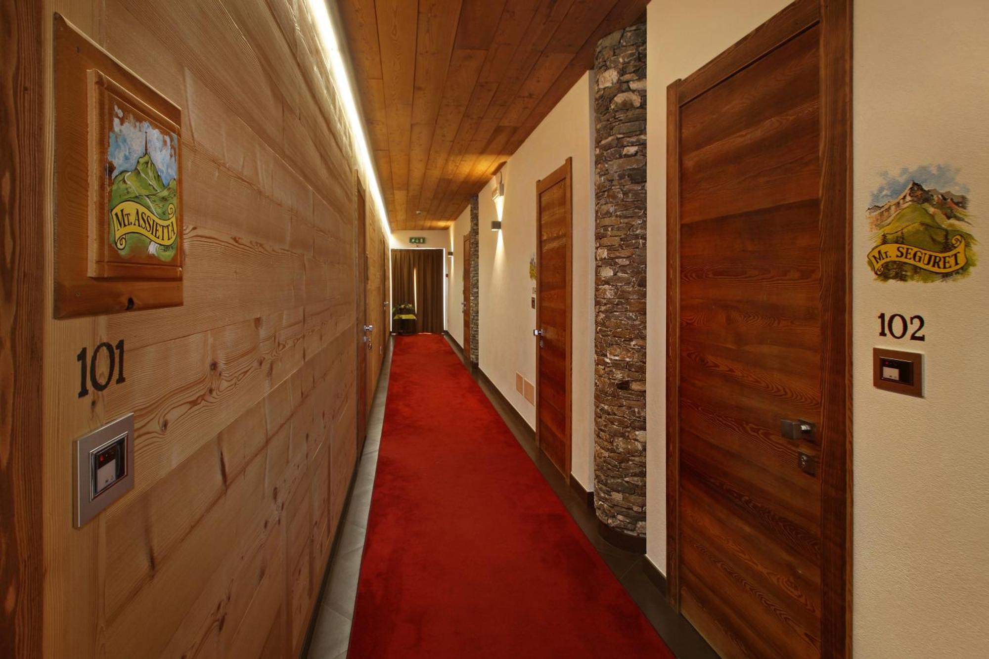 Chalet Allemand Sauze D'Oulx Exterior foto
